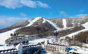 Rusutsu Resort Hotel & Convention